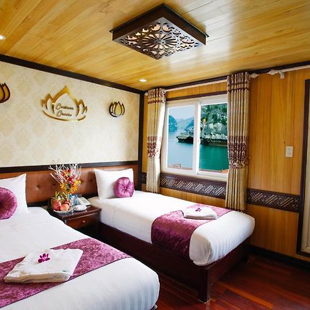 Cristina Diamond Cruise Hotel ฮาลอง ภายนอก รูปภาพ