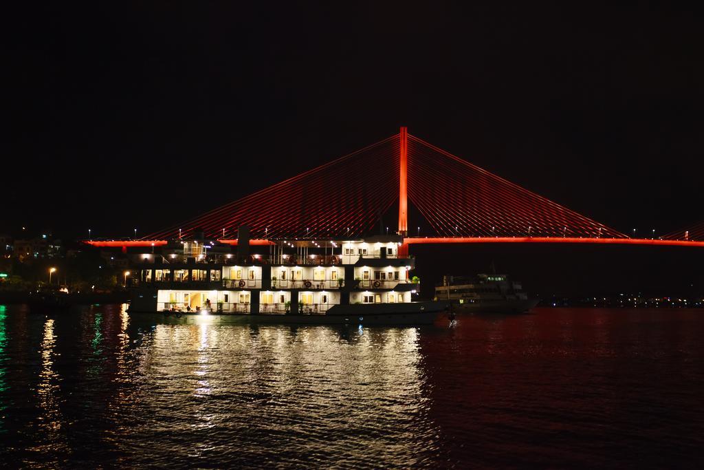 Cristina Diamond Cruise Hotel ฮาลอง ห้อง รูปภาพ