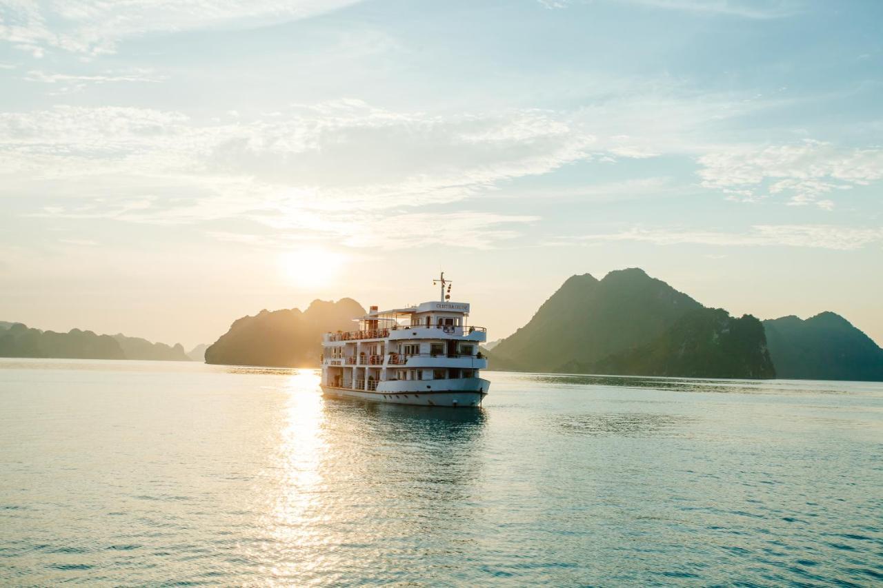 Cristina Diamond Cruise Hotel ฮาลอง ภายนอก รูปภาพ